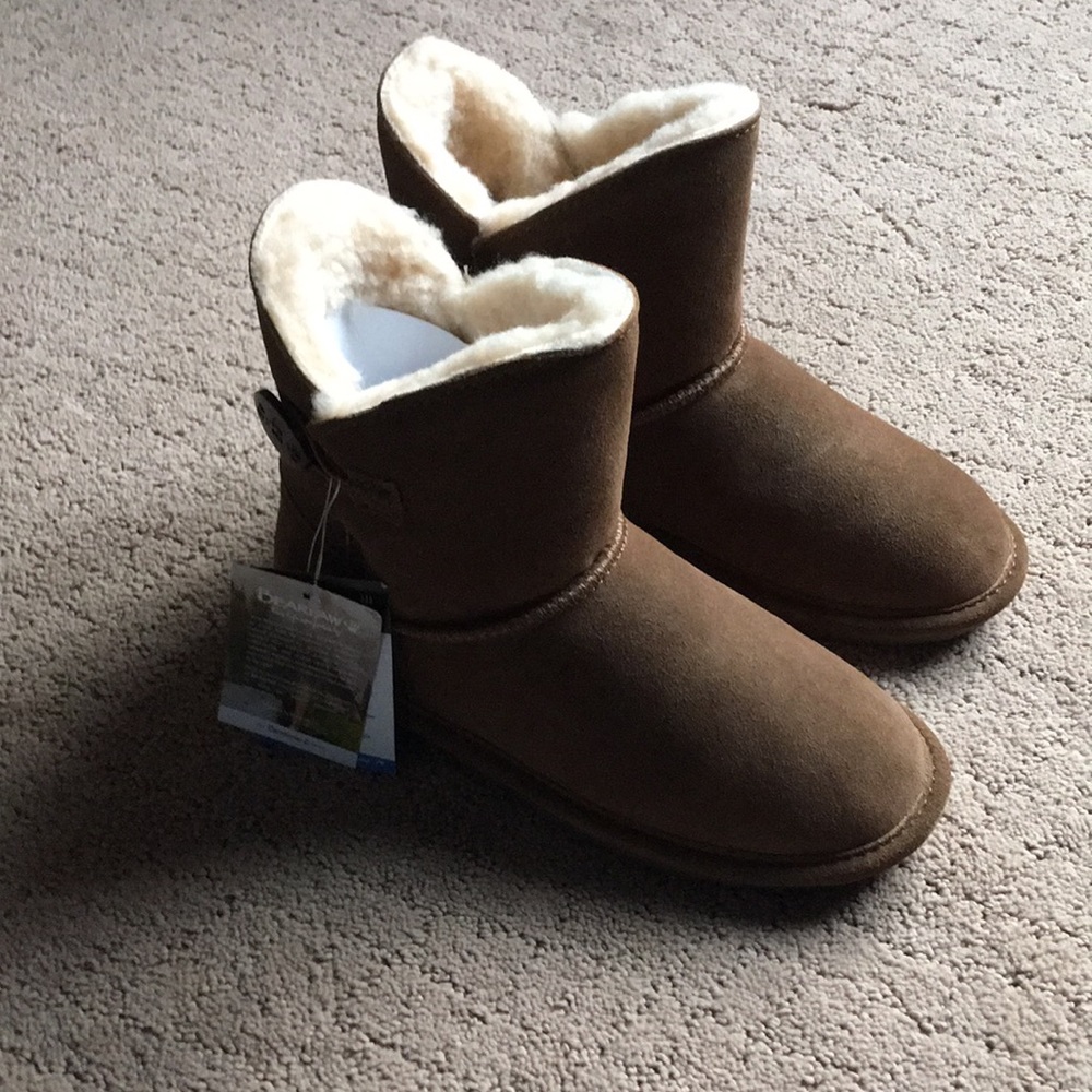 BearPaw Girls Boots